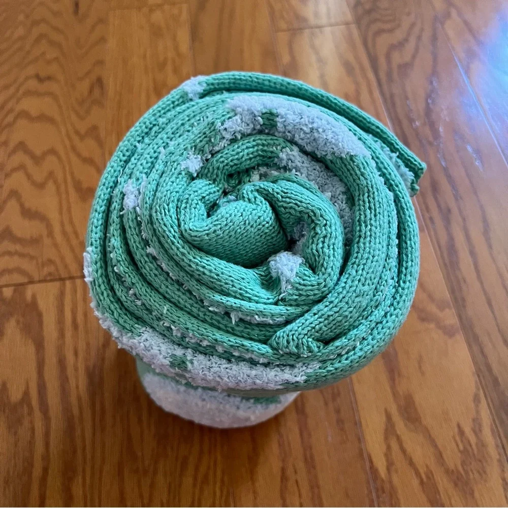 Pillowfort Knit Throw Blanket snail design brand new nwt 48” x 58” - Picture 3 of 5